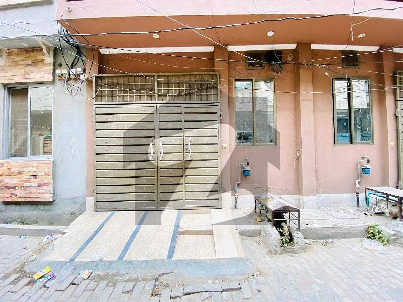 الحافظ ٹاؤن لاہور میں 3 کمروں کا 3 مرلہ مکان 40.0 ہزار میں کرایہ پر دستیاب ہے۔ الحافظ ٹاؤن لاہور میں 3 کمروں کا 3 مرلہ مکان 40.0 ہزار میں کرایہ پر دستیاب ہے۔