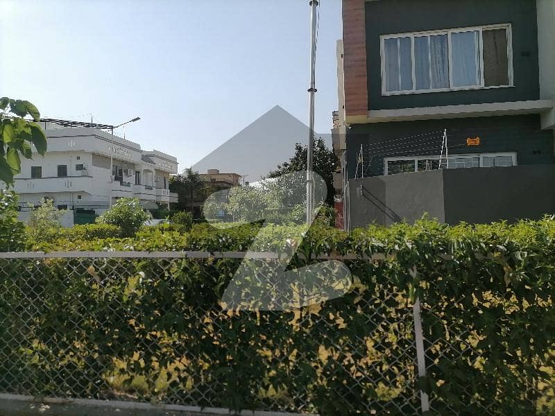 Centrally Located Residential Plot For sale In G-14/3 Available Centrally Located Residential Plot For sale In G-14/3 Available