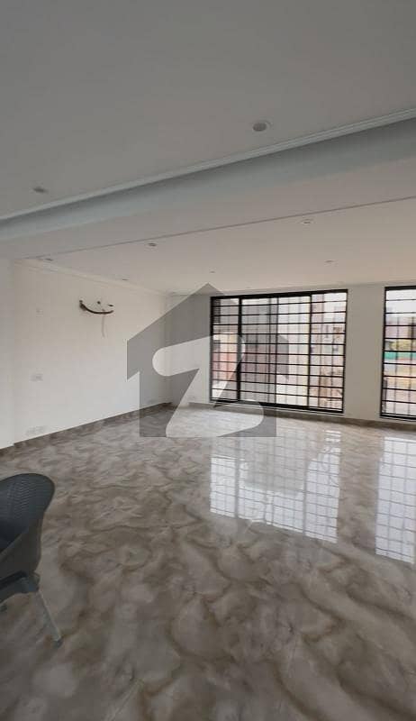 5 Marla Commercial Hall For Rent Ground Floor, Sector E, Bahria Town Lahore 5 Marla Commercial Hall For Rent Ground Floor, Sector E, Bahria Town Lahore