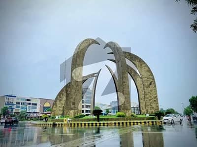 بحریہ ٹاؤن - توحید بلاک بحریہ ٹاؤن ۔ سیکٹر ایف,بحریہ ٹاؤن,لاہور میں 10 مرلہ رہائشی پلاٹ 1.49 کروڑ میں برائے فروخت۔