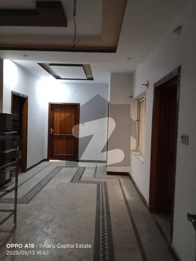 سوان گارڈن ۔ بلاک ایچ سوان گارڈن,اسلام آباد میں 6 کمروں کا 14 مرلہ مکان 1.5 لاکھ میں کرایہ پر دستیاب ہے۔