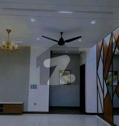 ڈی ایچ اے فیز 6 ڈی ایچ اے ڈیفینس,کراچی میں 6 کمروں کا 1 کنال مکان 4.0 لاکھ میں کرایہ پر دستیاب ہے۔
