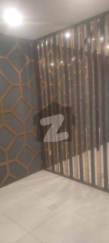 F7