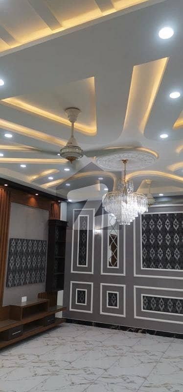 Centrally Located Prime Location Upper Portion In Wapda Town Is Available For rent