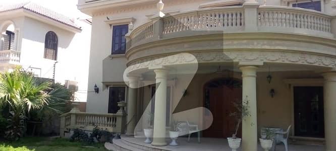 2 Kanal Extremely Well Maintained Spacious House In DHA Phase 2 Block Q