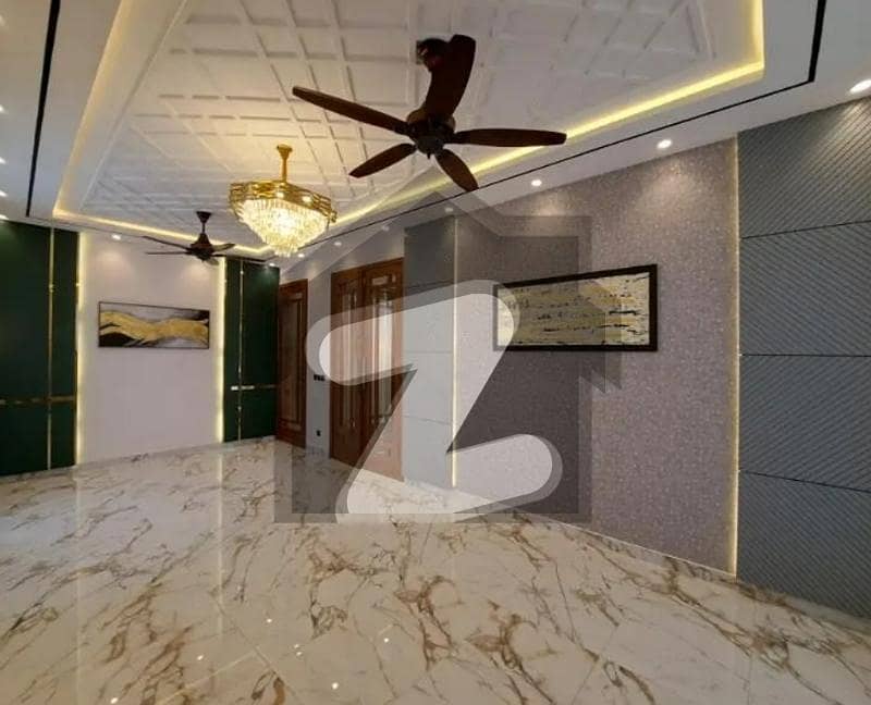 10 MARLA BRAND NEW HOUSE FOR SALE 10 MARLA BRAND NEW HOUSE FOR SALE
