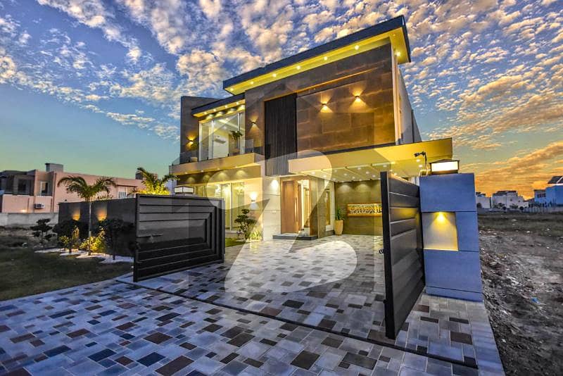 1 Kanal Top Quality Build Luxurious Beautiful Modern Design Villa 1 Kanal Top Quality Build Luxurious Beautiful Modern Design Villa