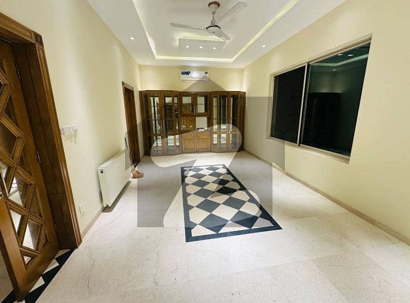 Full House For Rent In F-7 Islamabad Full House For Rent In F-7 Islamabad