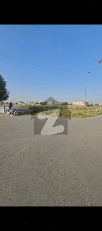 ڈی ایچ اے فیز 6 - مین بلیوارڈ ڈی ایچ اے فیز 6,ڈیفنس (ڈی ایچ اے),لاہور میں 8 مرلہ کمرشل پلاٹ 14.99 کروڑ میں برائے فروخت۔
