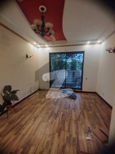 10 Maral Beautiful House Available For Rent Near All Facilities