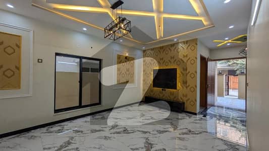 10 MARLA UPPER PORTION AVAILABLE FOR RENT