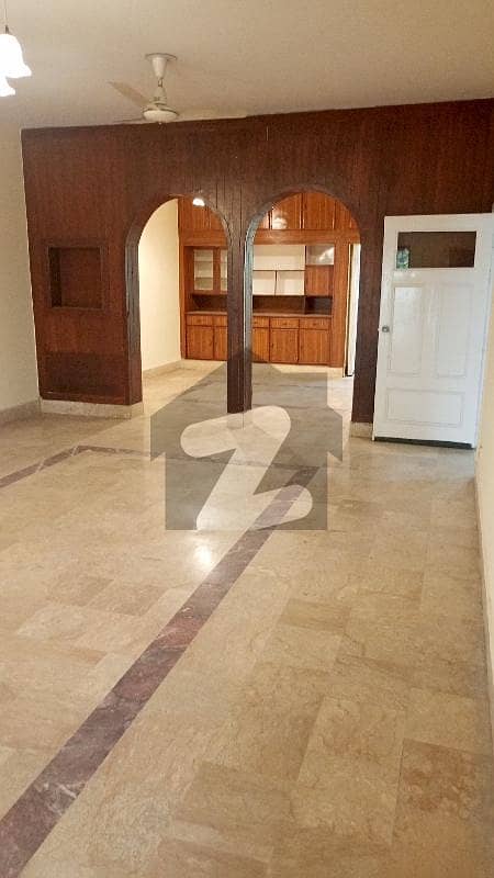 F10 3 Bedroom Singel Story 3bath 4 car parking Marbal flooring F10 3 Bedroom Singel Story 3bath 4 car parking Marbal flooring