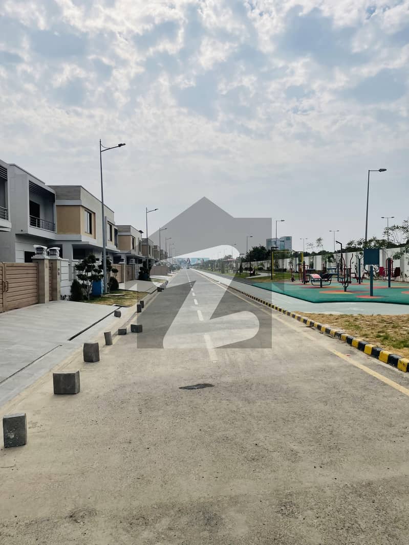 Brand New Facing Liner Park With 1 Year Warranty Near To KFC MCDONALD'S CAREFORE JALAL SONS GLORIA JEANS Brand New Facing Liner Park With 1 Year Warranty Near To KFC MCDONALD'S CAREFORE JALAL SONS GLORIA JEANS