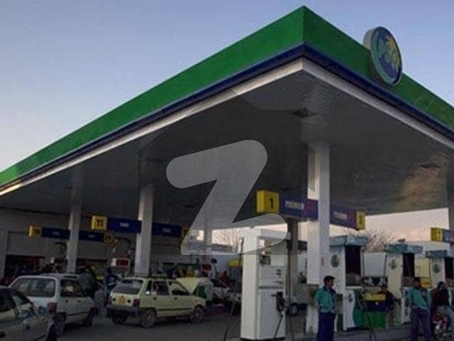 4Kanal PSO Petrol Pump With 150feet Front 22000 Letter Oil Per Day Sale 4Kanal PSO Petrol Pump With 150feet Front 22000 Letter Oil Per Day Sale