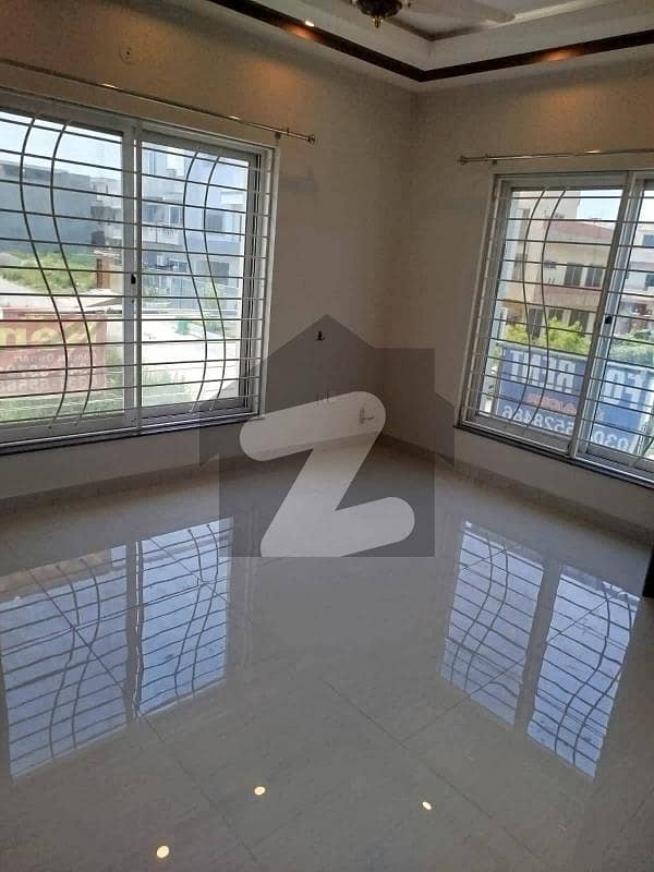 جی ۔ 9/3 جی ۔ 9,اسلام آباد میں 3 کمروں کا 14 مرلہ بالائی پورشن 1.3 لاکھ میں کرایہ پر دستیاب ہے۔ جی ۔ 9/3 جی ۔ 9,اسلام آباد میں 3 کمروں کا 14 مرلہ بالائی پورشن 1.3 لاکھ میں کرایہ پر دستیاب ہے۔