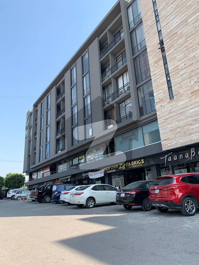 1 Bed Apartment for Sale in J7 Mall, D17 Islamabad! 1 Bed Apartment for Sale in J7 Mall, D17 Islamabad!
