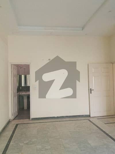 15 Marla Upper Portion For Rent In A1 Township Lahore