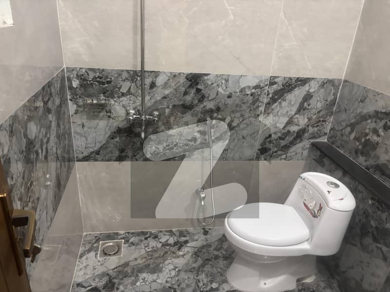 JOHAR TOWN 5 MARLA BEAUTIFUL NEAR EMPORIUM MALL HOUSE IS UP FOR SALE JOHAR TOWN 5 MARLA BEAUTIFUL NEAR EMPORIUM MALL HOUSE IS UP FOR SALE