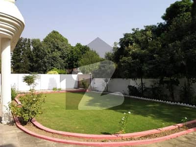 FOR RENT 933 SQYRD Fully Renovated Double Storey Only Foreigners E-7 Sector