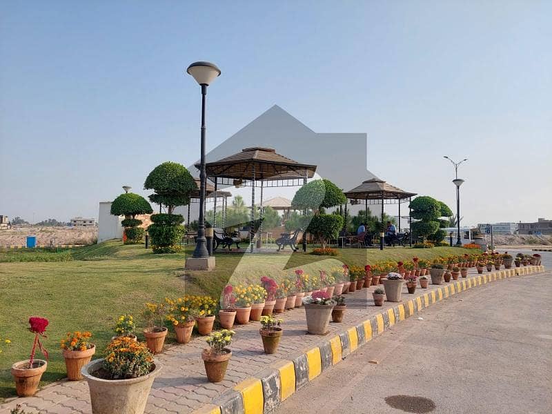ڈی ایچ اے ڈیفینس پشاور میں 1 کنال رہائشی پلاٹ 2.15 کروڑ میں برائے فروخت۔ ڈی ایچ اے ڈیفینس پشاور میں 1 کنال رہائشی پلاٹ 2.15 کروڑ میں برائے فروخت۔