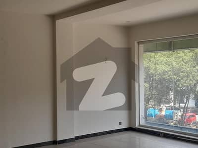 8 Marla 2nd Floor Available For Rent