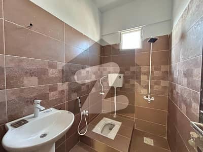 *CLOCK TOWER* BANK LOAN APPLICABLE | 1ST FLOOR | 2BED LOUNGE | MAIN 5 STAR ROUND ABOUT | FULLY RENOVATED | EXTRA WORK NORTH NAZIMABAD BLOCK L ( RENTAL INCOME 35000 TO 38000)
