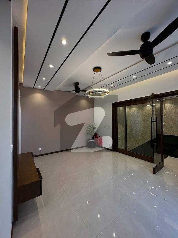 Family Comfort 1 Kanal Well Maintain Prime Location House Separate Gate Upper Portion available for Rent Family Comfort 1 Kanal Well Maintain Prime Location House Separate Gate Upper Portion available for Rent