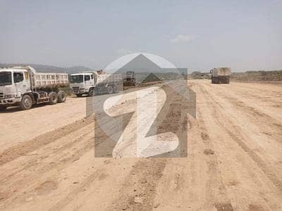 Ideally located 30X60 plot for sale in I-15/4 Ideally located 30X60 plot for sale in I-15/4