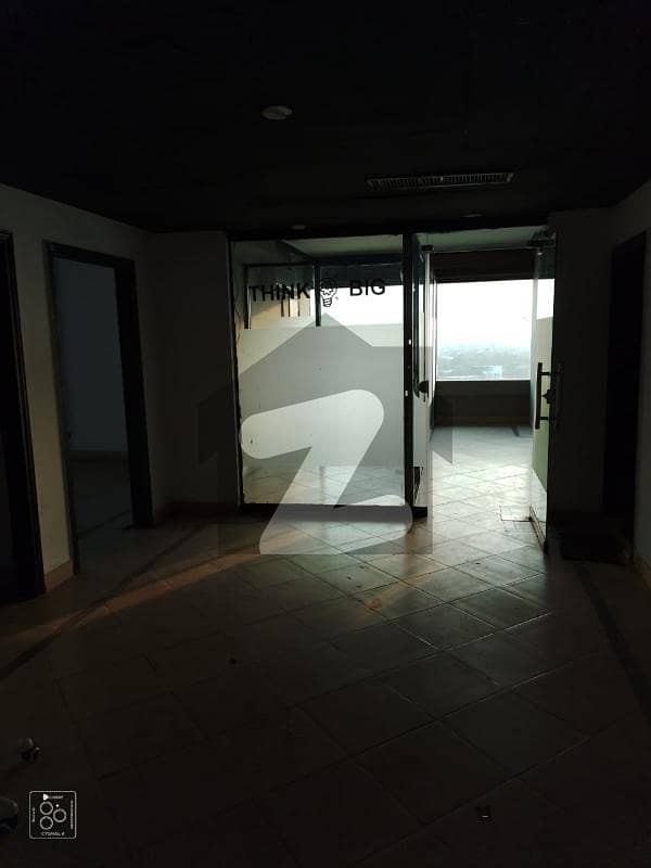 1200 SQFT OFFICE FOR RENT AT PRIME LOCATION 1200 SQFT OFFICE FOR RENT AT PRIME LOCATION