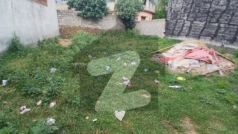 10 Marla Plot For Sale