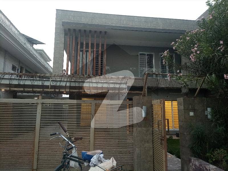 Beautiful New House Available For Rent In F10 Beautiful New House Available For Rent In F10