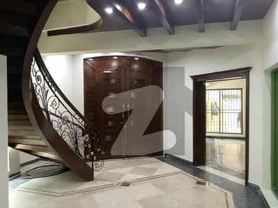 One Kanal Next To Corner Very Attractive Location House Is Available For Sale In Phase 3 Block Z DHA Lahore Near To McDonalds And Shiba Park