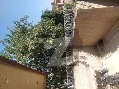 جی
