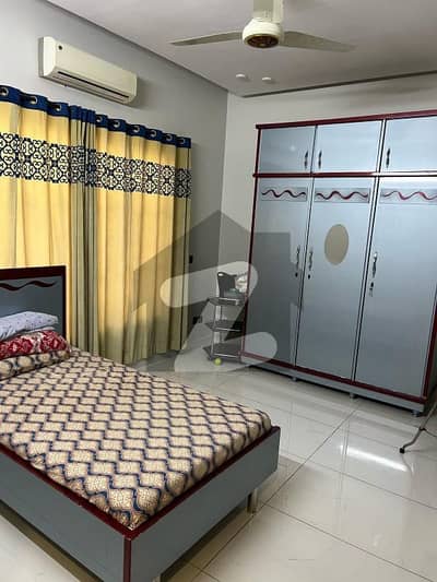 *TOWN HOUSE FOR SALE AT PRIME LOCATION OF PECHS BLOCK 6 NEAR MEDALLION BANQUET SHAHRA E FAISAL*