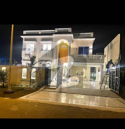 DREAM HOUSE FACING MCDONALDS IN W BLOCK DHA PHASE 7