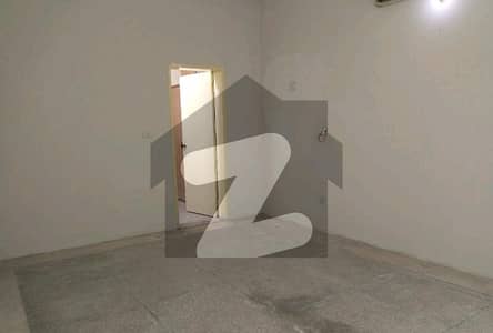 Lower Portion Sized 1 Kanal Is Available For Rent In Government Employees Cooperative Housing Society (GECHS) - Phase 3