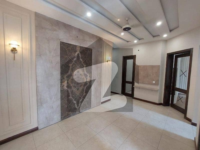 6 Marla Designer House Available For Rent 6 Marla Designer House Available For Rent
