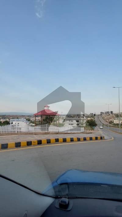 ڈی ایچ اے فیز 6 - سیکٹر بی3 ڈی ایچ اے ڈیفینس فیز 6 ,ڈی ایچ اے ڈیفینس,اسلام آباد میں 1 کنال رہائشی پلاٹ 1.55 کروڑ میں برائے فروخت۔