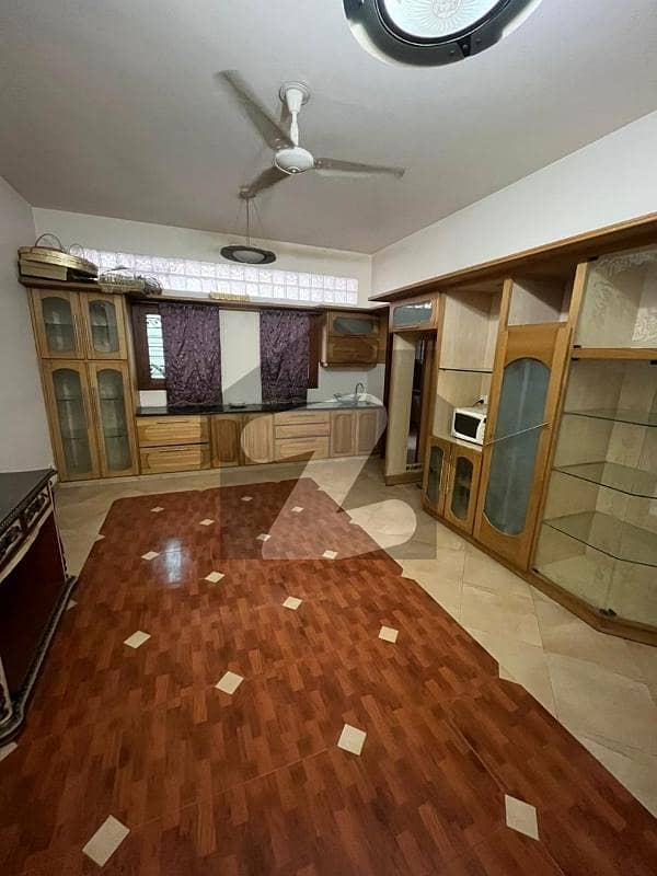 زمزمہ کراچی میں 6 کمروں کا 1 کنال مکان 6.5 لاکھ میں کرایہ پر دستیاب ہے۔ زمزمہ کراچی میں 6 کمروں کا 1 کنال مکان 6.5 لاکھ میں کرایہ پر دستیاب ہے۔