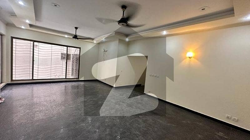 1 Kanal House Is Available For Rent 1 Kanal House Is Available For Rent