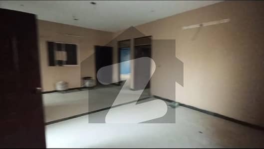 250 SQYD, 1st floor, Commercial Office for Rent,