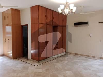 Brand New 2 Kanal House Available In Canal View For rent
