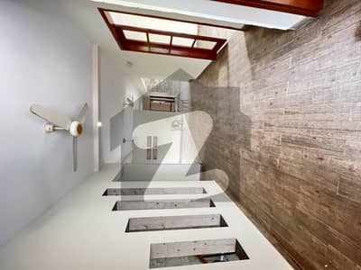 500 Yards Bungalow Portion For Rent