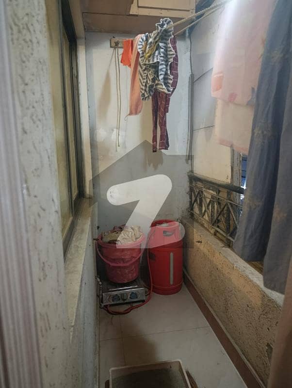 راحت کمرشل ایریا ڈی ایچ اے فیز 6,ڈی ایچ اے ڈیفینس,کراچی میں 3 کمروں کا 5 مرلہ فلیٹ 1.4 کروڑ میں برائے فروخت۔ راحت کمرشل ایریا ڈی ایچ اے فیز 6,ڈی ایچ اے ڈیفینس,کراچی میں 3 کمروں کا 5 مرلہ فلیٹ 1.4 کروڑ میں برائے فروخت۔