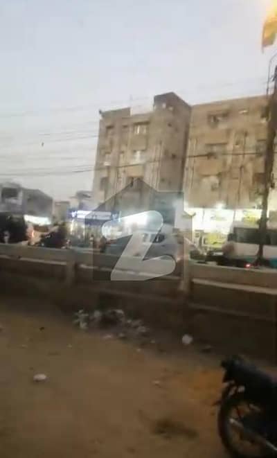 Main Abul Hasan Isphani Road 1200 SQ. Ft Commercial Apartment On Ground Floor