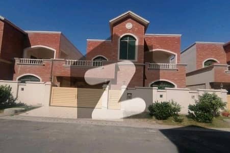 عسکری 3 ڈی ایچ اے ڈیفینس,ملتان میں 4 کمروں کا 12 مرلہ مکان 3.25 کروڑ میں برائے فروخت۔