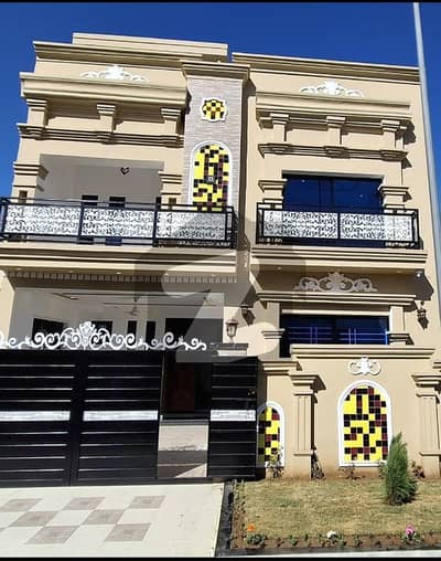 7 Marla 5 Bedroom House For Sale