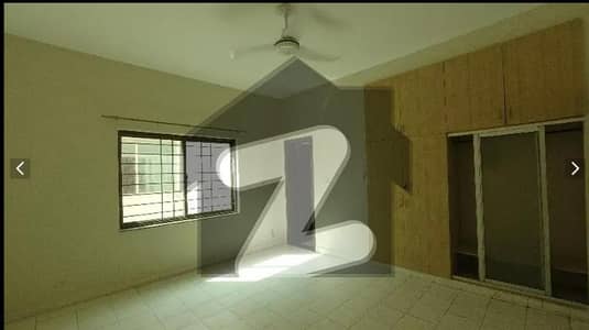 10 Marla Ground Floor Apartment For Rent