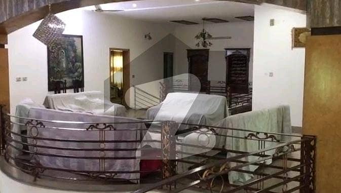 پی جی ای سی ایچ ایس فیز 1 پنجاب گورنمنٹ ایمپلائیز سوسائٹی,لاہور میں 6 کمروں کا 2 کنال مکان 11.0 کروڑ میں برائے فروخت۔