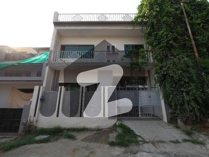 G-10-4 House Available For Sale G-10-4 House Available For Sale